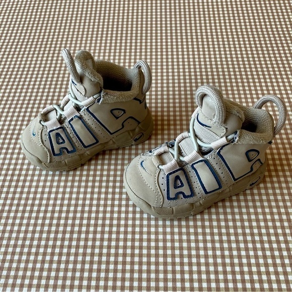 Nike Air More Uptempo Limestone Brown Spell OutLogo Sneakers infant size 4 C